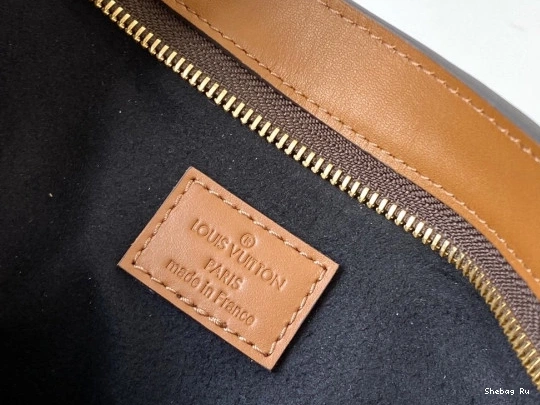 VUITTON LOUIS METIS 0713